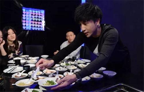 娱乐圈吃瓜节是真的吗,揭秘真相还是一场炒作? 第1张 娱乐圈吃瓜节是真的吗,揭秘真相还是一场炒作? 第1张